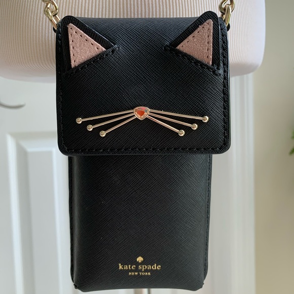 kate spade Handbags - Kate Spade Cat Smartphone Crossbody Bag